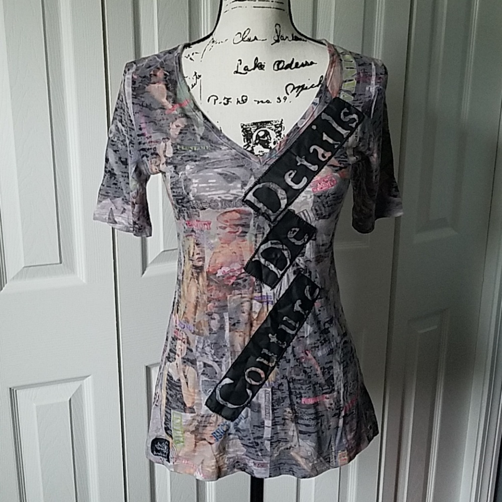 Details de Couture V Neck tee